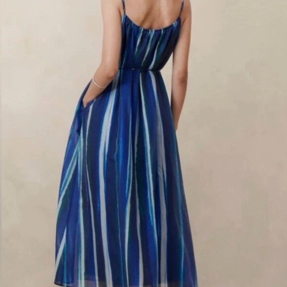 Banana Republic Organza Tie Waist Maxi Dress Blue Striped Pockets Flowing - Picture 3 of 7